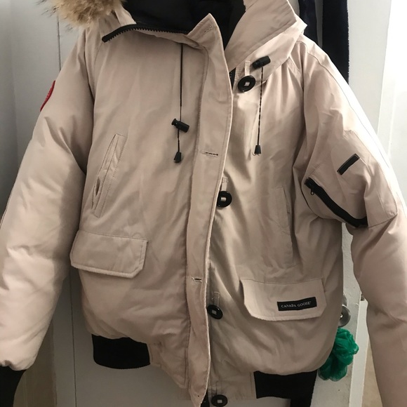 Off white womens Canada goose jacket - Picture 1 of 6
